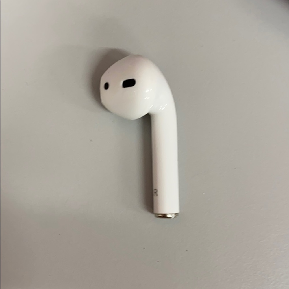 Apple AirPod Right Only.